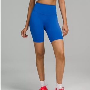 Base Pace High-Rise Short 8"